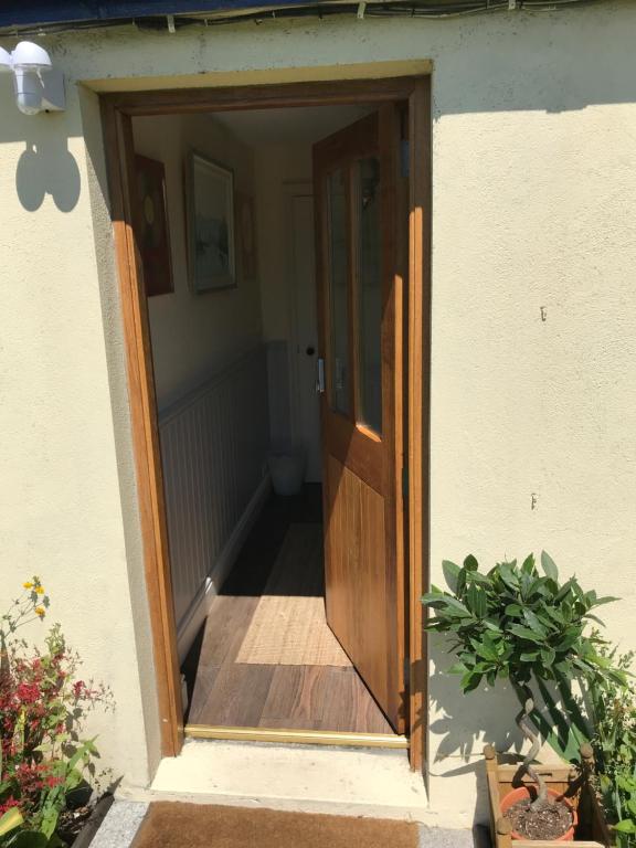 Corriebeg Cottage room 1